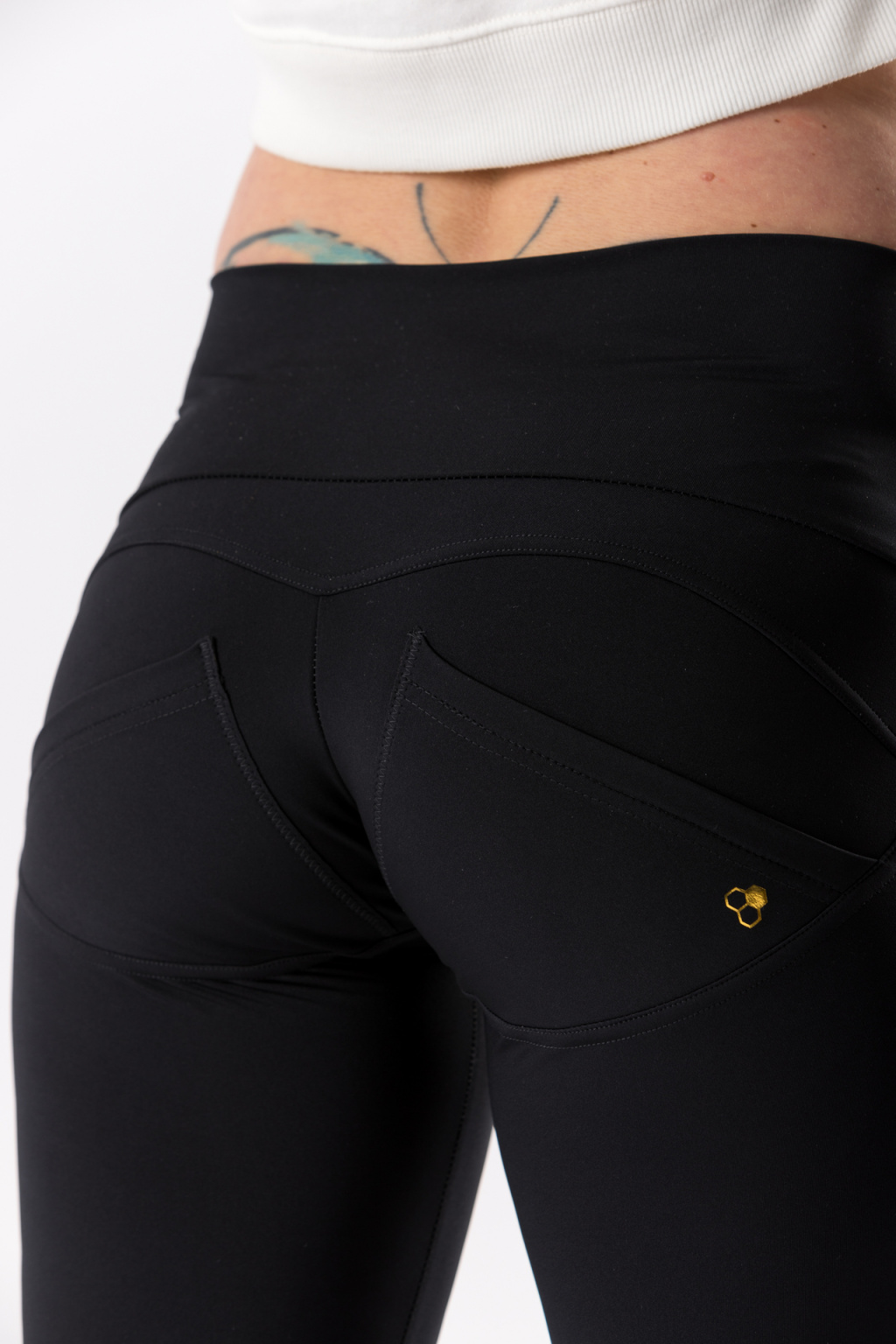 GoldBee Legíny Push-Up Black